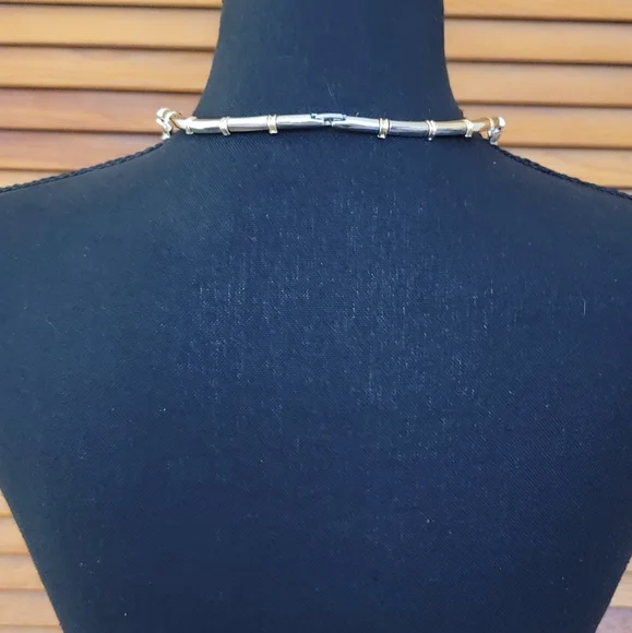 NWT Avenue Bamboo Bar Necklace with Earrings Set - Picture 8 of 9